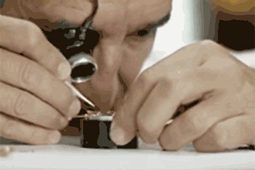 南京欧米茄表官方售后洗油